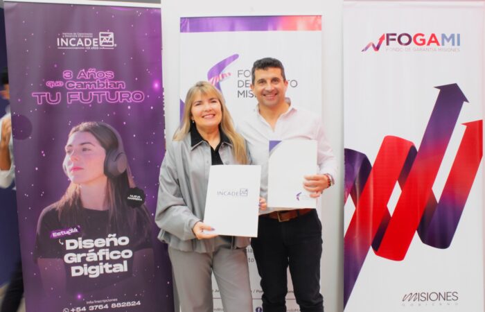 Firma de convenio INCADE - Fondo de Crédito Misiones (2)